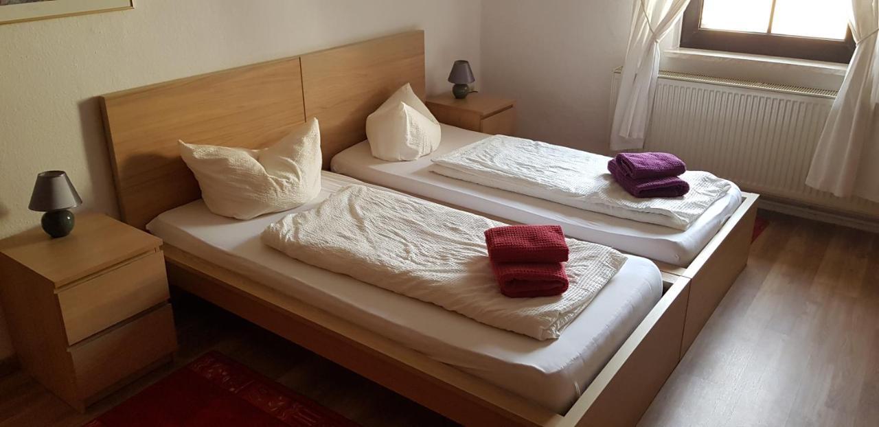 באד פריינוואלדה Hotel-Garni "Zum Loewen" מראה חיצוני תמונה